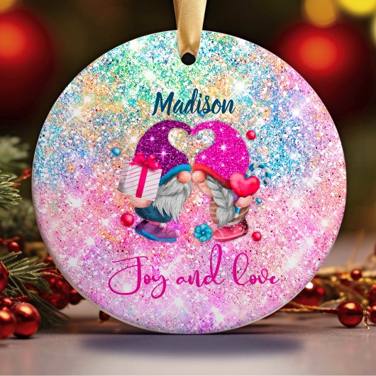 Cute roze faux glitter gnome kerstmonogram keramisch ornament