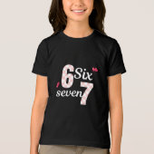 Cute Roze Geruite Cijfers 6 7 T-shirt (Voorkant)