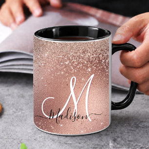 Cute roze gouden nepschitterende monogram mok