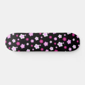 Cute roze gradiëntbloempatroon op Black BG Gift Persoonlijk Skateboard (Horizontaal)
