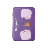 Cute roze marshmallows by kamp fire cartoon badmat (Voorkant Verticaal)