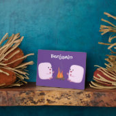 Cute roze marshmallows by kamp fire cartoon fotoplaat (Zijkant)
