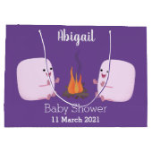 Cute roze marshmallows by kamp fire cartoon groot cadeauzakje (Achterkant)