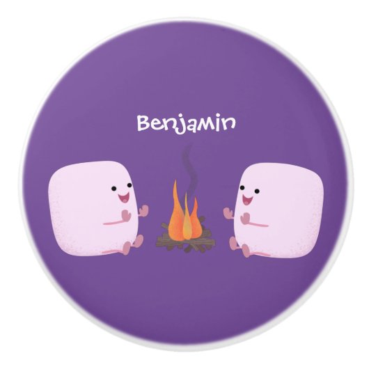 Cute roze marshmallows by kamp fire cartoon keramische knop (Voorkant)