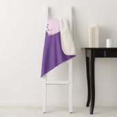 Cute roze marshmallows by kamp fire cartoon sherpa deken (In situ)