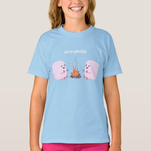 Cute roze marshmallows by kamp fire cartoon t-shirt (Voorkant)