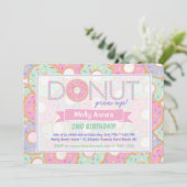 Cute Roze & Paarse Donut Groei Op Verjaardag Kaart (Staand voorkant)