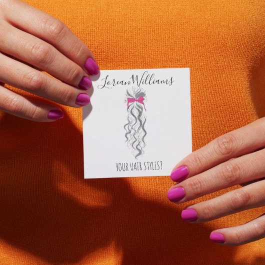 Cute Roze Strikje Grijs en Wit Vlecht Haarstyling Vierkante Visitekaartje