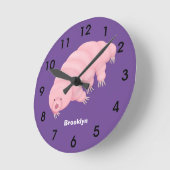 Cute roze tardigrade water beer cartoon ronde klok (Hoek)