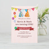 Cute roze Twin Boys Birthday Party Invitations Kaart (Staand voorkant)
