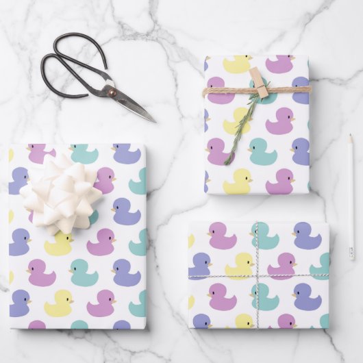 Cute Rubber Duck Gender Neutral Baby Shower Inpakpapier Vel (Voorkant)