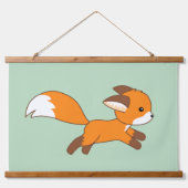 Cute Running Fox on Green Hangend Wandkleed (Voorkant)