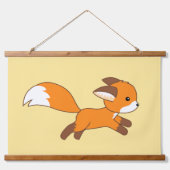 Cute Running Fox op Yellow Hangend Wandkleed (Voorkant)