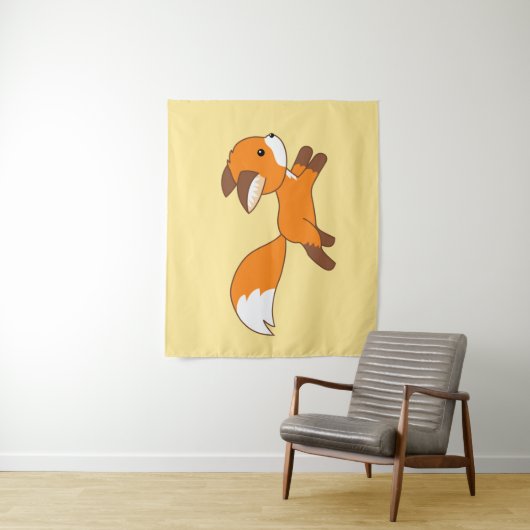 Cute Running Fox op Yellow Wandkleed (In situ)