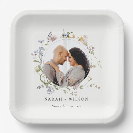 Cute Rustic Meadow Floral Wreath Photo Wedding Papieren Bordje (Voorkant)