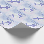 Cute Sagittarius Sign Custom Paars Happy Birthday Cadeaupapier (Hoek)