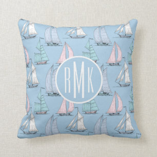 Cute Sailboat Pattern Monogram Kussen