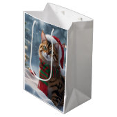 Cute Santa Paws Bengal Cat Christmas Personalized  Medium Cadeauzakje (Voorkant Gekanteld)