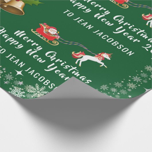 Cute Santa Unicorn Modern Script Holly Personalise Cadeaupapier (Hoek)