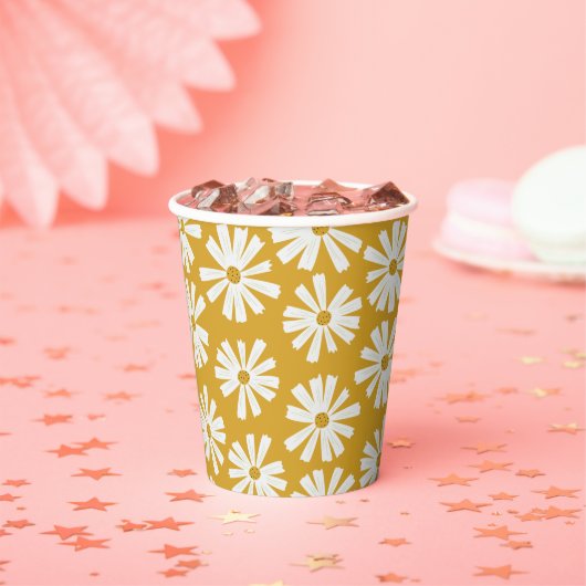 Cute Scandi Daisy Paper Cups Papieren Bekers (Insitu)