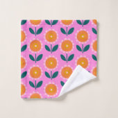 Cute Scandinavian Flowers in Pink and Oranje Bad Handdoek (Wasdoekje)