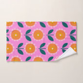 Cute Scandinavian Flowers in Pink and Oranje Bad Handdoek (Handdoek)