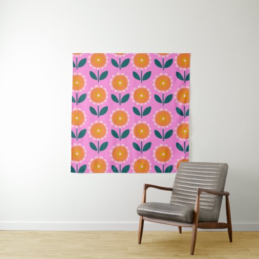 Cute Scandinavian Flowers in Pink and Oranje Wandkleed (In situ)