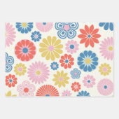 Cute Scandinavian Folk Flowers in Red Yellow Blue Inpakpapier Vel (Voorkant 3)