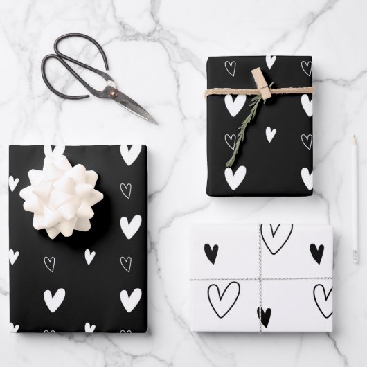 Cute Scandinavian Heart Pattern Black and White Inpakpapier Vel (Voorkant)