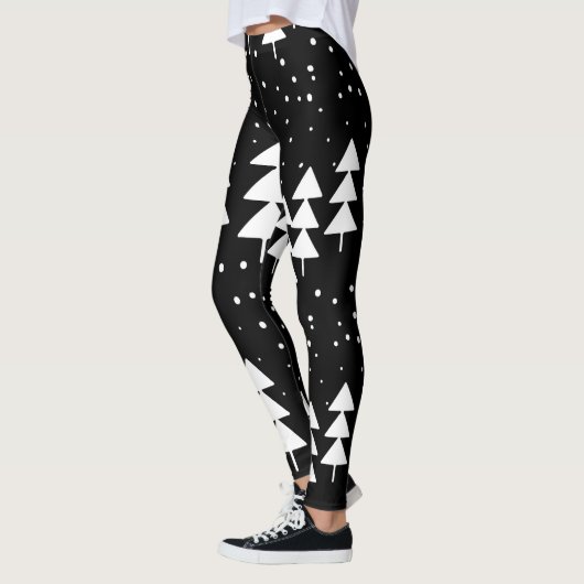 Cute Scandinavian KerstBlack en White Trees Leggings (Links)