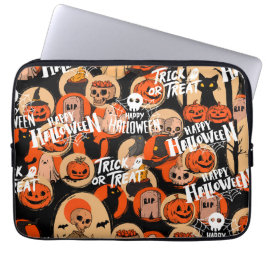  Cute & Scary Halloween Spooky vibes  Laptop Sleeve