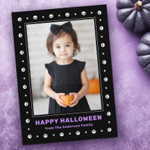 Cute schedels en sterren omranden zwarte Halloween
