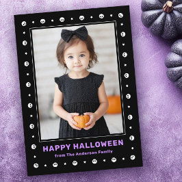 Cute schedels en sterren omranden zwarte Halloween Feestdagenkaart