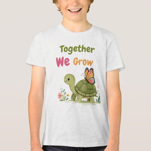 Cute Schildpad en Vlinder Samen Groeien T-Shirt (Voorkant)