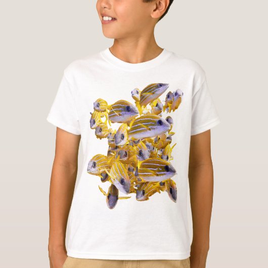 Cute School of Fishes in the Ocean  T-shirt (Voorkant)