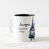 Cute Scorpio Gnome Zodiac Sign Tweekleurige Koffiemok (Voorkant links)