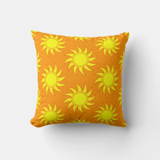 Cute seamless pattern of sun. Doodle hand drawn st Kussen (Voorkant)