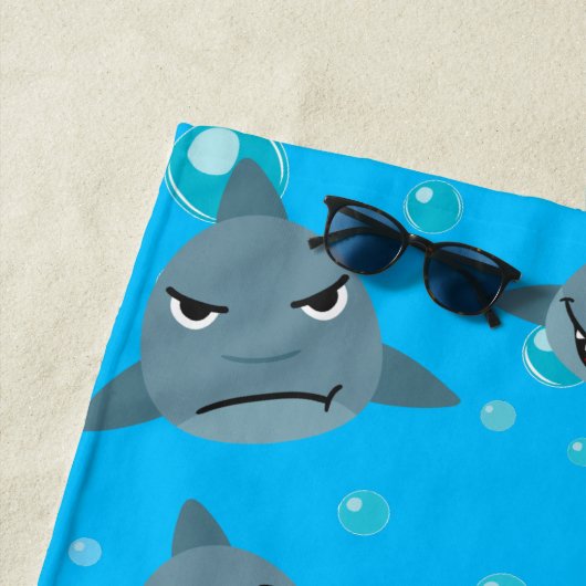 Cute Shark Cartoon Underwater Ocean Pattern Strandlaken (In situ)