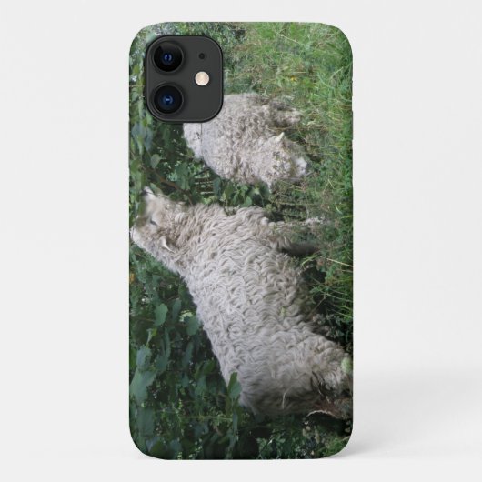 Cute Sheep Eating Leaves iPhone Case (Achterkant)