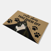 Cute Shoes halen ze uit, grappige kat Deurmat (Schuin)