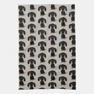 Cute Short Hazard Black en Tan Dachshund Pattern Theedoek