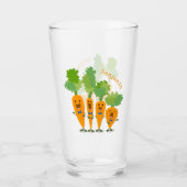 Cute singing carrot cartoon illustratie glas (Voorkant)