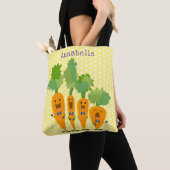 Cute singing carrot cartoon illustratie tote bag (Dichtbij)