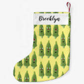 Cute singing okra Plant cartoon Kleine Kerstsok (Achterkant)