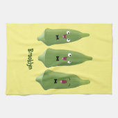 Cute singing okra Plant cartoon Theedoek (Horizontaal)