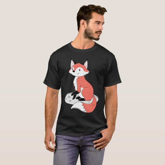 Cute Sitting Fox T-shirt (Voorkant volledig)