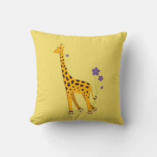 Cute Skating Giraffe met bloemen geel Kind Kussen (Voorkant)