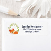 Cute Slapende Oranje vos met groene bladeren, Wrea Etiket (Insitu)