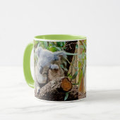 Cute Sleeping Koala Beer Mok (Voorkant links)