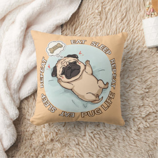 Cute Sleeping Pug Dreaming of Treats Throw Pillow Kussen